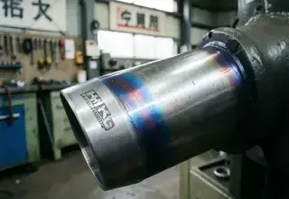 HKSハイパワーチタンエキゾーストの溶接部分